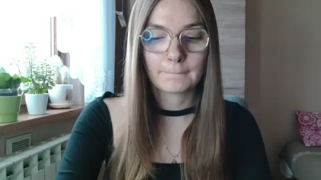 Snapshot of LooveELLYx chatting on 02/13/26, 07:26 LooveELLYx online show from 02/13/26, 07:26