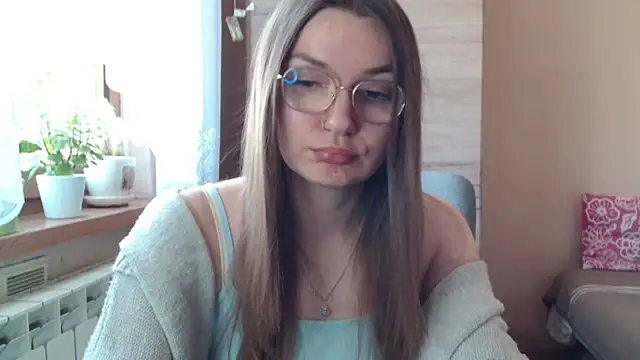 Snapshot of LooveELLYx chatting on 02/16/26, 07:26 LooveELLYx online show from 02/16/26, 07:26