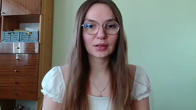 Snapshot of LooveELLYx chatting on 02/20/26, 07:32 LooveELLYx online show from 02/20/26, 07:32