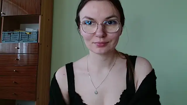 Snapshot of LooveELLYx chatting on 02/25/26, 07:29 LooveELLYx online show from 02/25/26, 07:29