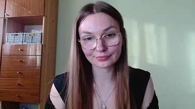 Snapshot of LooveELLYx chatting on 03/02/26, 03:19 LooveELLYx online show from 03/02/26, 03:19