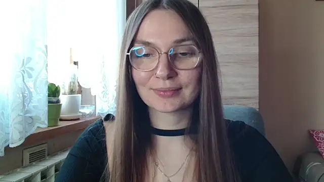Snapshot of LooveELLYx chatting on 03/11/26, 02:56 LooveELLYx online show from 03/11/26, 02:56