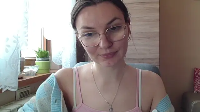 Snapshot of LooveELLYx chatting on 03/30/26, 06:47 LooveELLYx online show from 03/30/26, 06:47