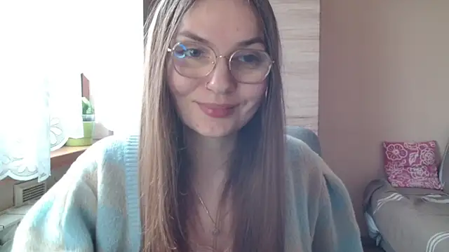 Snapshot of LooveELLYx chatting on 04/11/26, 06:18 LooveELLYx online show from 04/11/26, 06:18