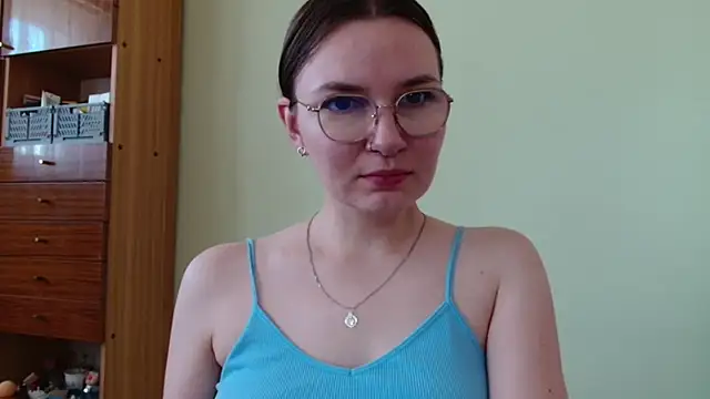 LooveELLYx online show from 07/09/26, 06:28