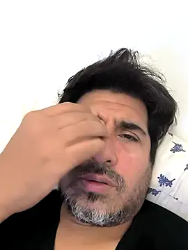 gonzalo22149 online show from 12/22/25, 06:21