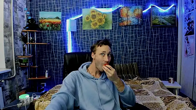 Snapshot of CuteBoy228 chatting on 12/13/25, 08:25 CuteBoy228 online show from 12/13/25, 08:25