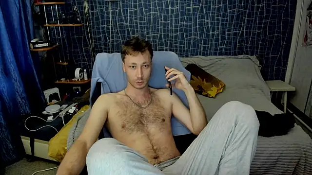 CuteBoy228 online show from 05/19/26, 04:24