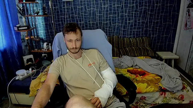 CuteBoy228 online show from 05/31/26, 09:05