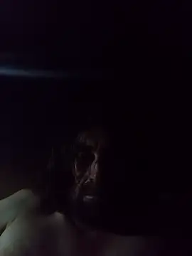 Snapshot of straightozgoesdwn chatting on 12/01/25, 06:02 straightozgoesdwn online show from 12/01/25, 06:02