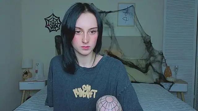 Little moly999 online show from 10/28/25, 08:44