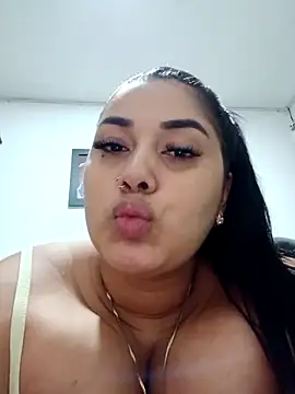 MilaaRooy online show from 09/11/25, 02:44