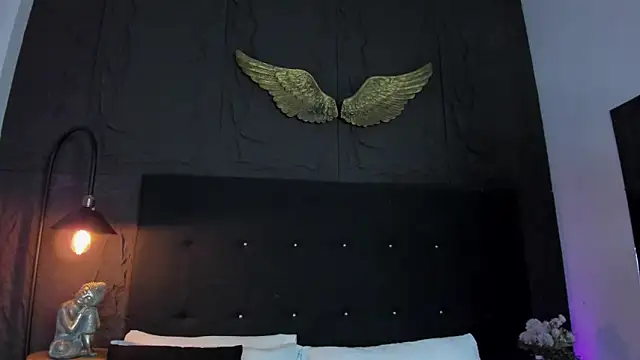 Snapshot of Rose_Blossom chatting on 11/21/25, 04:55 Rose Blossom online show from 11/21/25, 04:55