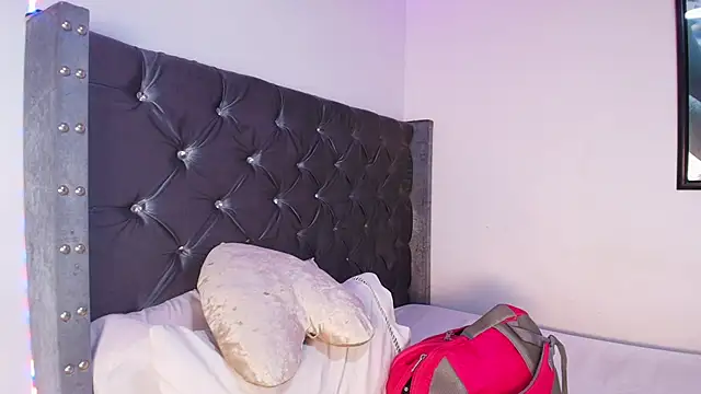 GraceWallace  online show from 09/14/25, 05:01