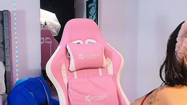 GraceWallace  online show from 11/20/25, 01:39