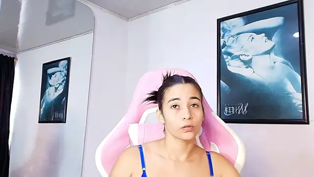 GraceWallace  online show from 07/29/26, 08:07