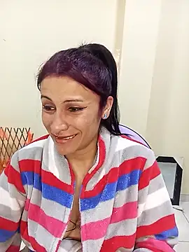 karinnahotdirty online show from 11/07/25, 08:20