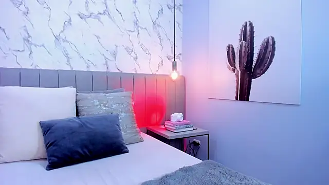 Karlla Brown online show from 10/15/25, 03:56