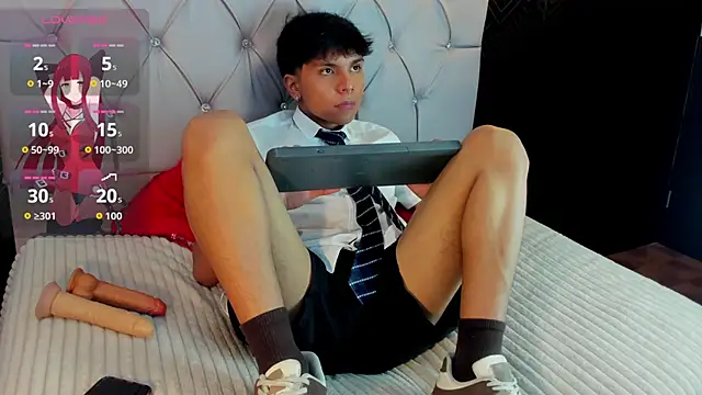 Snapshot of Thiago_Kozak chatting on 09/18/25, 01:02 Thiago Kozak online show from 09/18/25, 01:02