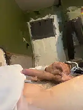 Snapshot of ukboy4cheap chatting on 04/29/26, 06:14 ukboy4cheap online show from 04/29/26, 06:14