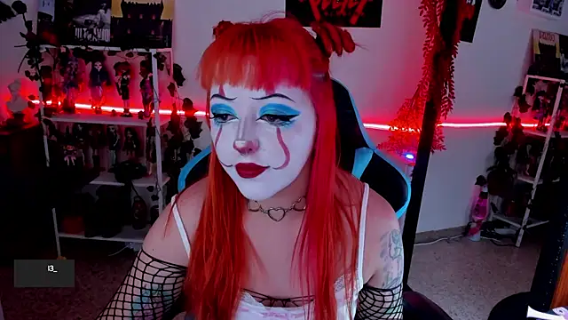 Snapshot of Makii_33 chatting on 10/02/25, 06:48 Makii 33 online show from 10/02/25, 06:48