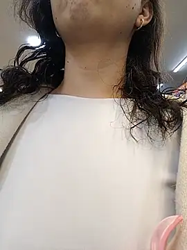 anntonella watson online show from 05/15/26, 11:28
