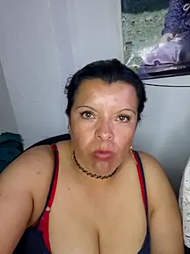 Hanna Kieran online show from 10/22/25, 03:56