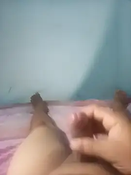 cora08 online show from 09/30/25, 09:42