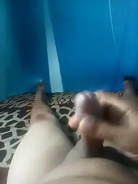 Snapshot of cora08 chatting on 11/09/25, 10:30 cora08 online show from 11/09/25, 10:30