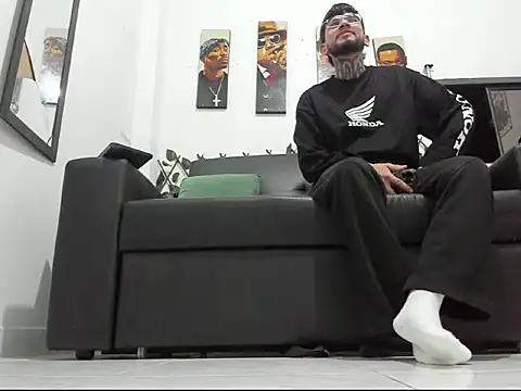 Latins Boss online show from 06/24/26, 05:17