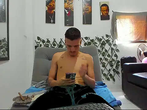 Latins Boss online show from 07/28/26, 04:39