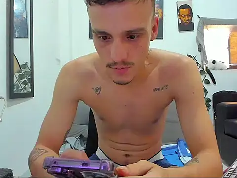 Latins Boss online show from 07/30/26, 04:28