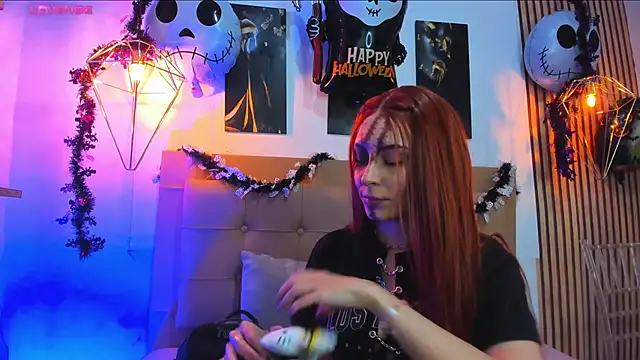 alesziarose online show from 10/29/25, 07:37