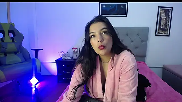 Esmeraldaa- online show from 09/29/25, 10:31