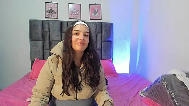 Esmeraldaa- online show from 06/03/26, 10:48