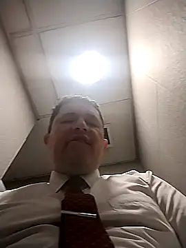 BigCristh79 online show from 10/04/25, 02:31