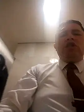 BigCristh79 online show from 11/16/25, 01:28