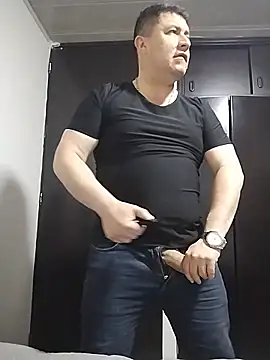 BigCristh79 online show from 05/21/26, 01:29