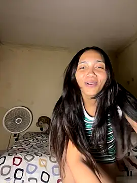 effie castroo online show from 09/27/25, 02:27