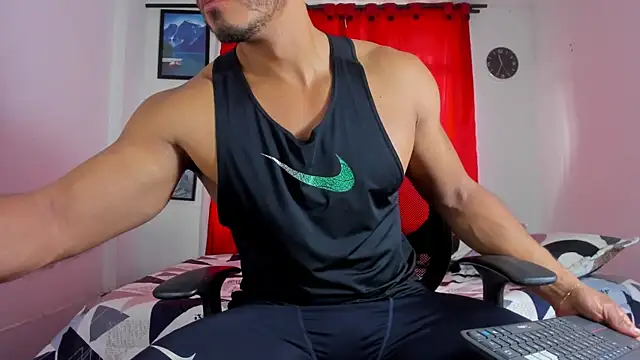 Snapshot of magnusclark chatting on 11/06/25, 05:25 magnusclark online show from 11/06/25, 05:25