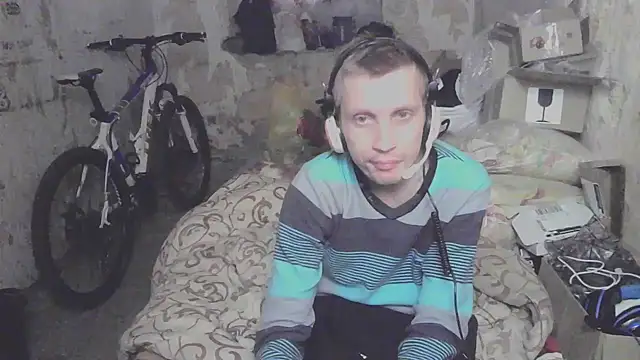 makarov1993 online show from 10/04/25, 08:56