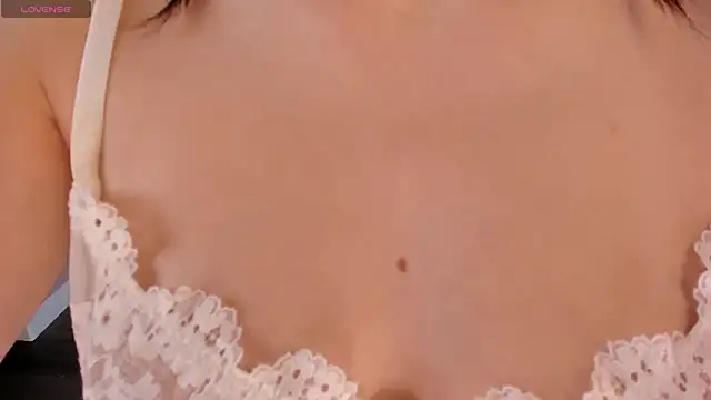 chloe dreammm online show from 09/24/25, 12:30