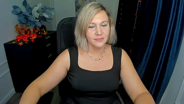 NinaStarle online show from 10/22/25, 04:57