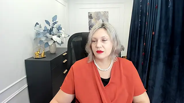 NinaStarle online show from 11/22/25, 04:33