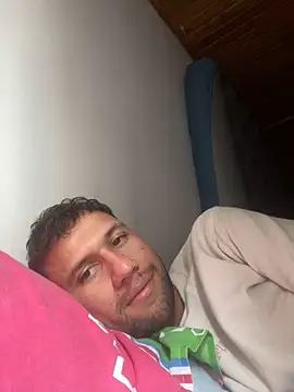 Michaell Spinelly online show from 10/11/25, 04:38