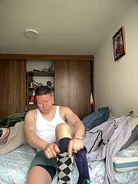 Manu0586 online show from 05/15/26, 08:16