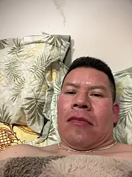 Manu0586 online show from 07/11/26, 04:37