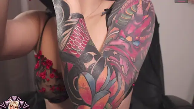 Miila snow online show from 11/04/25, 11:53