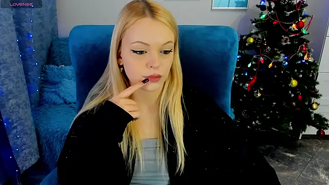 Snapshot of KatherineePierce chatting on 01/11/26, 10:15 KatherineePierce online show from 01/11/26, 10:15