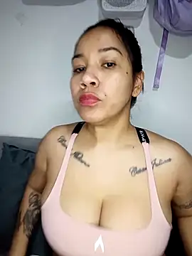 violettaa millerss online show from 04/27/26, 12:08
